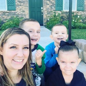 Meet your Posher, Candice